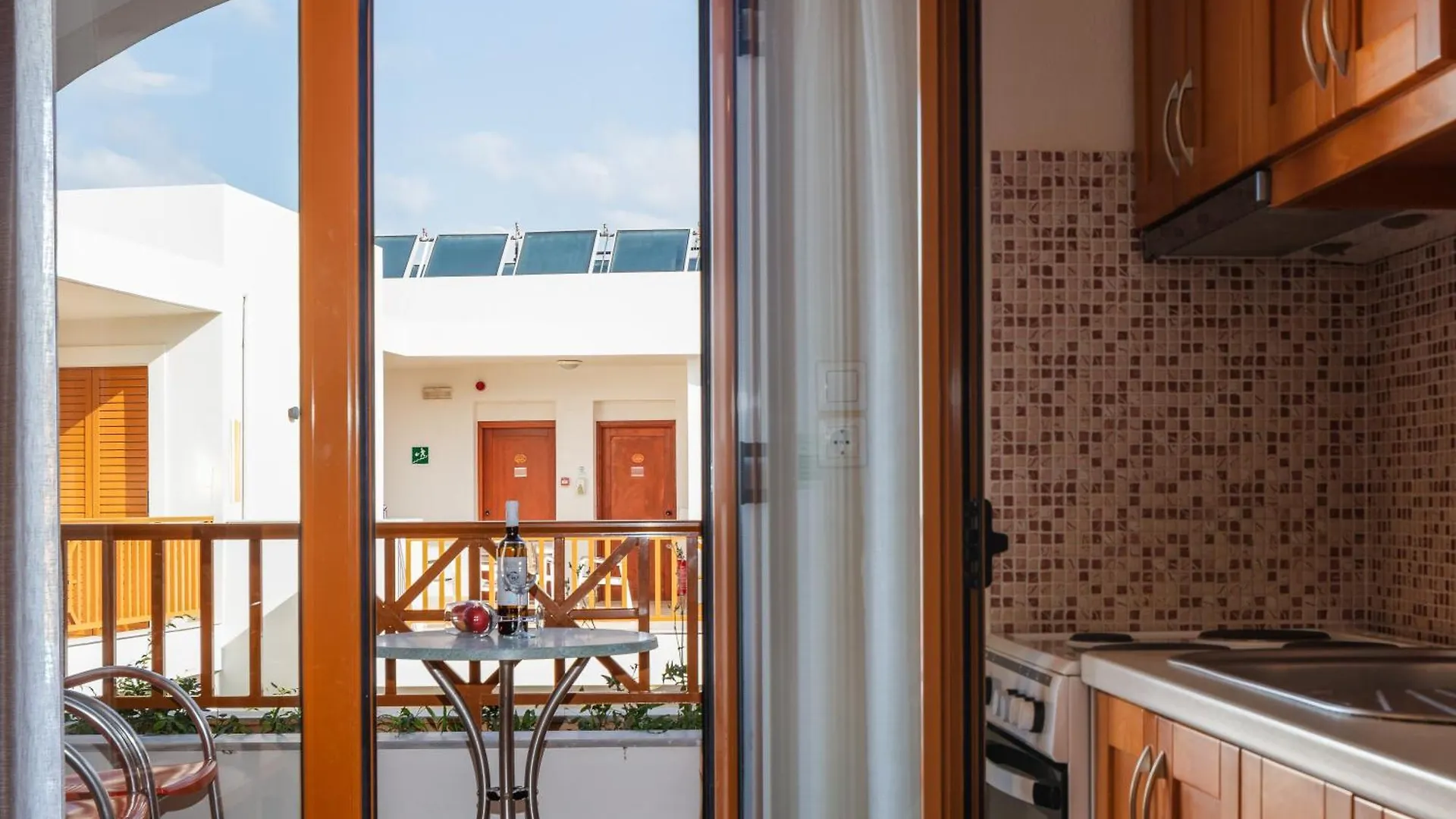 Aristea Hotel Rethymno 2*,